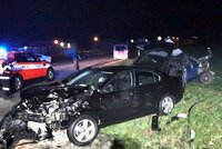 Dvě nehody u jedné obce za jediný den: Tři zraněné děti! Srážka i auto v příkopu