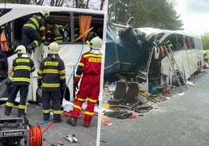 Při srážce kamionu a autobusu u dálničního odpočívadla na slovenské dálnice zemřel jeden člověk, 55 lidí se zranilo.