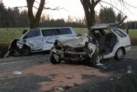 Mladík (23) způsobil vážnou nehodu: Ve vysoké rychlosti se srazil s dodávkou