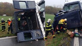 ři srážce kamionu a dodávky na Pardubicku zemřeli čtyři lidé.