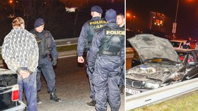 Policejní honička na D4: Řidič havaroval, z vozu ho vytahovali s namířenou pistolí (ilustrační foto)