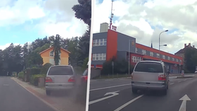 Policie stále pátrá po neznámém šílenci: Při úprku před zákonem málem srazil malé dítě