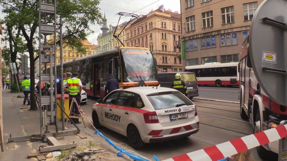 Tramvaj na I. P. Pavlova srazila dva chodce, oba zemřeli.