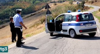 Tragická nehoda na rallye: Závodníci najeli do přihlížejících diváků!