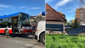 V ulici Na Jarově na Praze naboural autobus MHD do plotu rodinného domu.