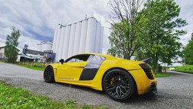 Audi R8 před tím, než v ní Jiří "Chorche" P. havaroval.
