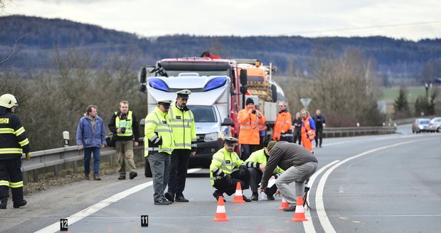 Čech (†56) zemřel na slovinské dálnici: Srazil se s kamion (ilustrační foto)