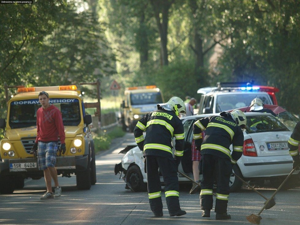 Při tragické nehodě u Doks zemřel syn hokejového mistra světa Drahomíra Kadlece.