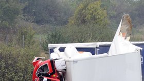 Tragická nehoda kamionů na dálnici D5