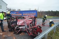 Tři lidé po smrti při nehodě na Kroměřížsku! Další dva mrtví řidiči u Frýdku-Místku