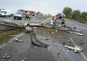 Prokleté úterý. Dopravní kolaps po nehodách postihl u Brna dálnici D1 a D52. Ilustrační foto