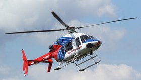 Vrtulník přepravil zraněného muže z Břeclavi do Brna. Ilustrační foto