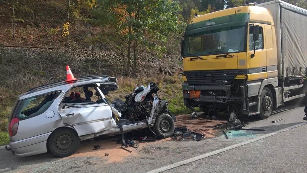 Martínkova maminka a babička zemřely po srážce s kamionem.