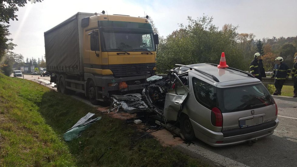 Martínkova maminka a babička zemřely po srážce s kamionem.