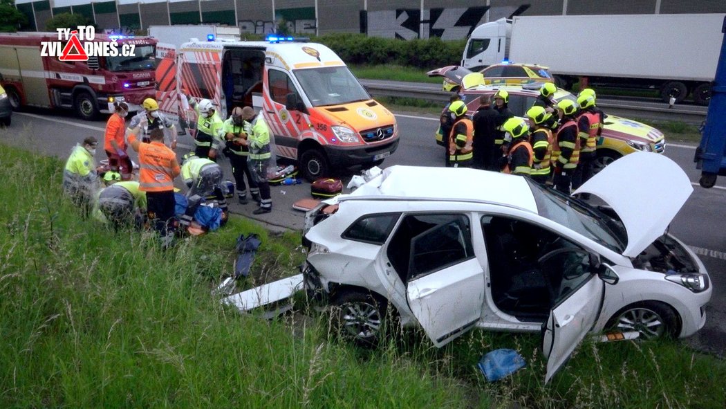 Až třetina smrtelných nehod na dálnicích se stane v noci