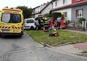 Opilý cizinec zavinil v Sokolnicích nehodu, při které se zranilo pět lidí včetně dítěte.