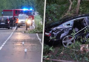 Tragická nehoda na Pardubicku mezi obcemi Miřetice a Smrček si vyžádala jeden lidský život.