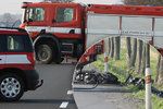 Tragická nehoda u Poděbrad: O život přišli dva motorkáři