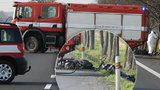 Smrtelná nehoda motorkářů u Poděbrad: Zachránci zveřejnili děsivé fotografie