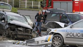  Při nehodě v Ústí nad Labem byli zraněni dva policisté 