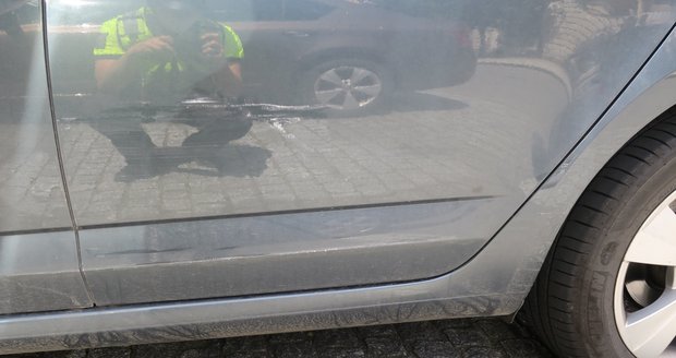 Policie na Novojičínsku hledá řidiče BMW, najížděl do hlídky
