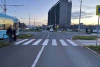 Černý den na přechodech v Ostravě a Orlové: V nemocnici skončili tři chodci a vozíčkář!