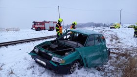 Senior ve felicii vjel v Lichnově na Novojičínsku přímo pod kola motoráku.