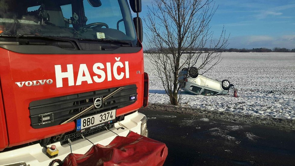 Řidička havarovala s osobním autem u Sokolnice na Brněnsku.