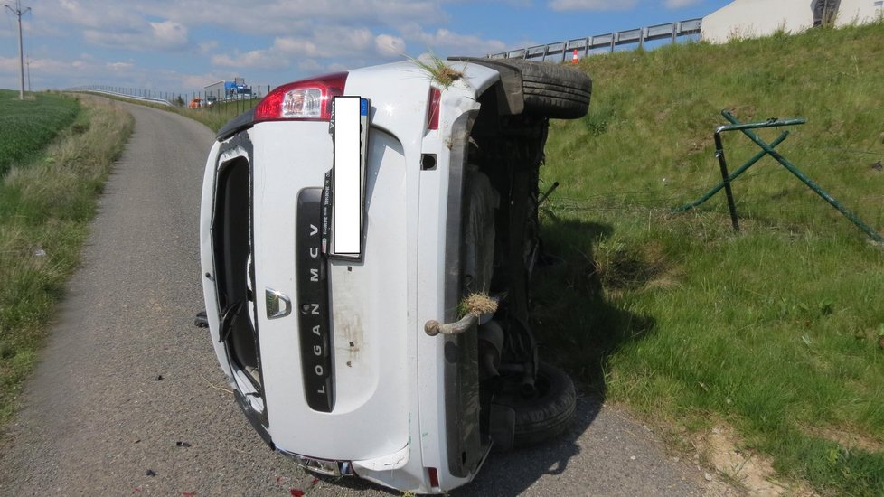 Senior způsobil na dálnici D3 dvě nehody během pěti hodin.