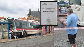 Kubíček (†7) zemřel ve Slaném pod koly autobusu: Řidič Karel poslal omluvný dopis, uznal, že chyboval.