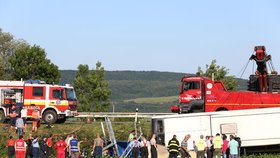 Tragédie na Slovensku: Havaroval autobus plný dětí. Čtyři zemřely