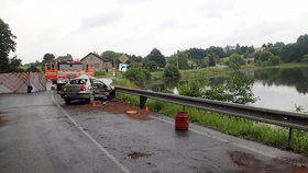 Po nehodě v Rychvaldu zemřel řidič osobáku