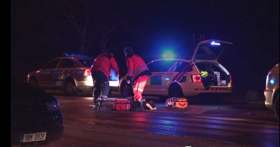 Policisté hledají svědky tragické nehody, která se stala ve čtvrtek před 18. hodinou na přechodu pro chodce v Okružní ulici v Brně.