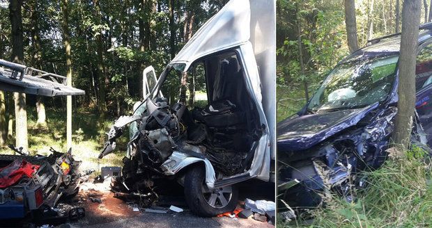 Nehoda čtyř aut u Mladé Boleslavi si vyžádala život řidiče, další dva lidé byli zraněni