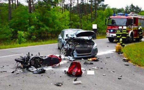 Tragédie se odehrála v sobotu. Motorkář zemřel po srážce s vozem moderátora.
