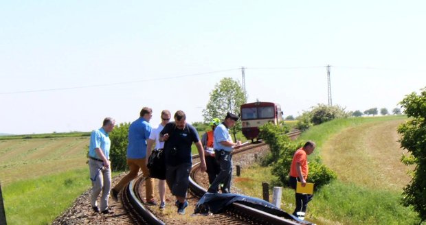 Tragédie na železnici: Žena (†72) zahynula pod koly vlaku u Všechlap