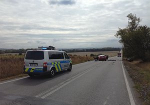 Při tragické nehodě u Sokolnic na Brněnsku zemřeli dva lidé.