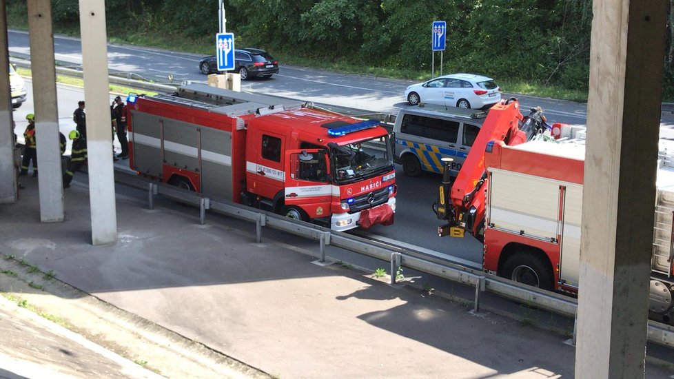 Dopravní nehoda ve Spořilovské ulici, 14. srpna 2019