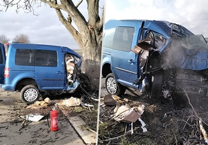 Řidič vyjel z dosud nezjištěných příčin mimo komunikaci, kde čelně narazil do stromu.