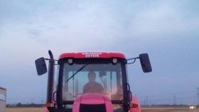 Míra s Vojtou zemřeli při nehodě traktoru