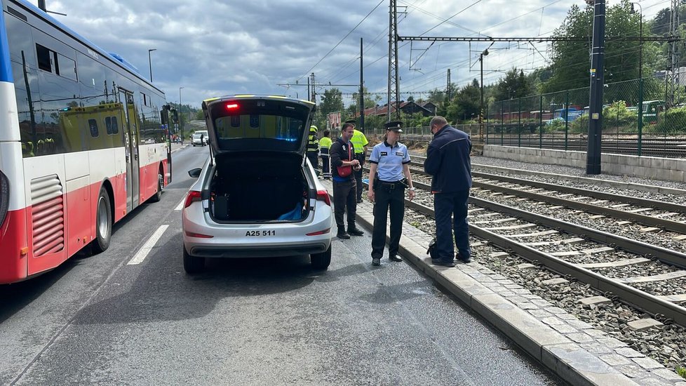 Na Smíchově srazila tramvaj člověk, ten nepřežil.