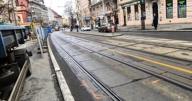 Dva měsíce se po Vinohradské ulici v Praze tramvaje neprojedou.