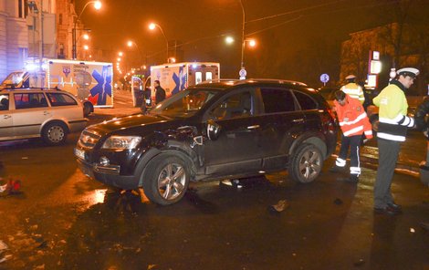 Takhle vypadalo auto poté, co smetlo tři sestry.