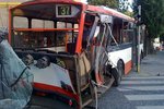 Tragická srážka trolejbusu s tramvají se odehrála koncem května v Brně.