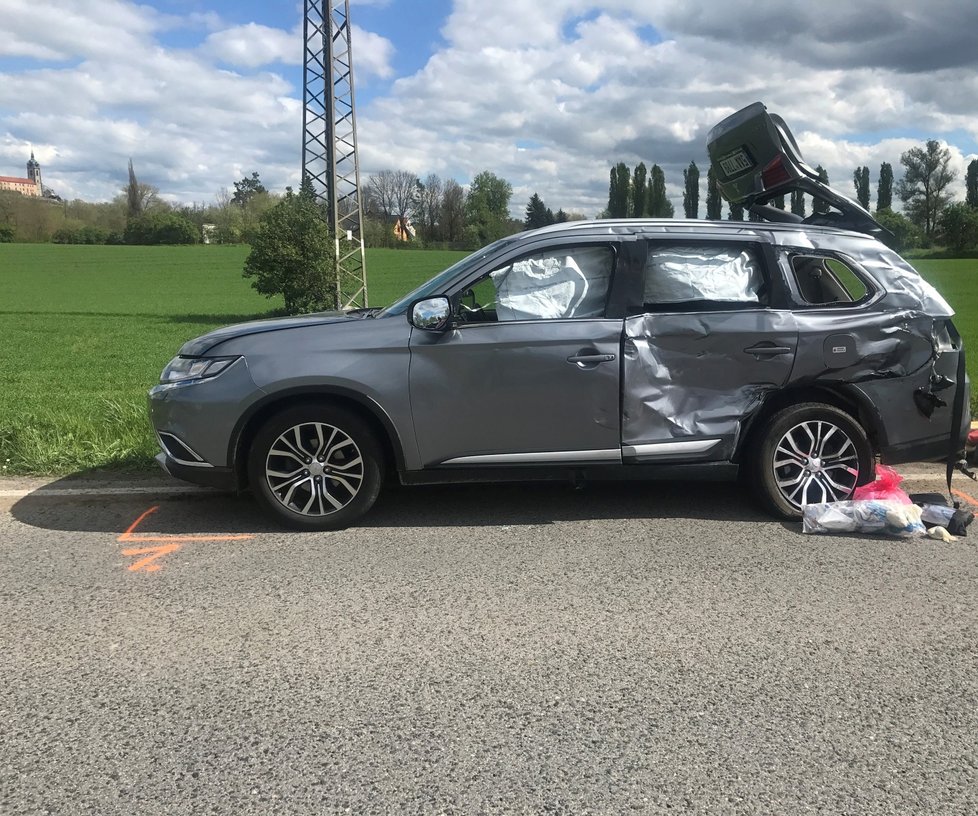 Smrt uznávaného amerického experta v Česku: U Mělníka jeho auto rozstřelil kamion.