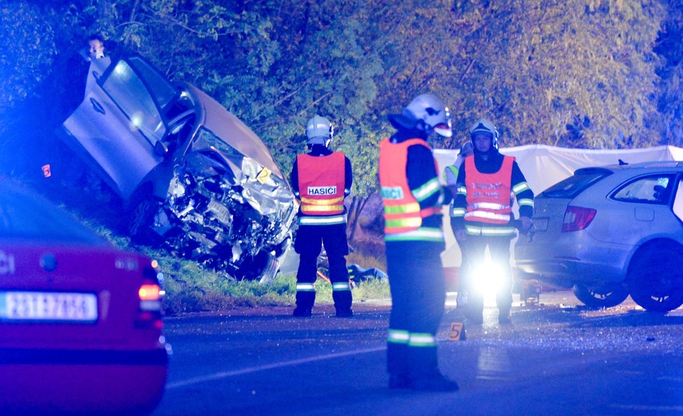 Během tragické nehody zemřela maminka dvou dětí Kristýna (†31). Pravděpodobný viník Pavel D. (†40) zemřel v nemocnici.