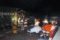 Nehoda autobusu u Vídně: 6 mrtvých!