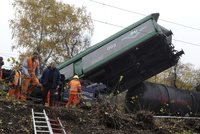 Tragická srážka na Teplicku: Vlak se snažili třikrát zastavit. Strojvedoucí nebral mobil