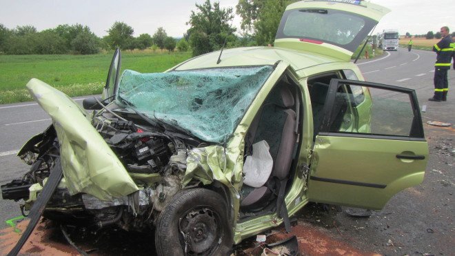 Čtyři lidé zemřeli při dopravní nehodě na Hodonínsku