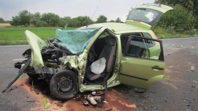 Čtyři lidé zemřeli při dopravní nehodě na Hodonínsku